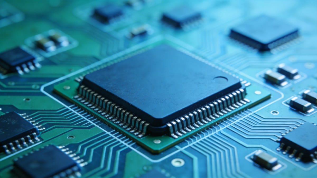 Anthropic与Broadcom达成210亿美元芯片协议：锁定近百万颗Google TPU v7p